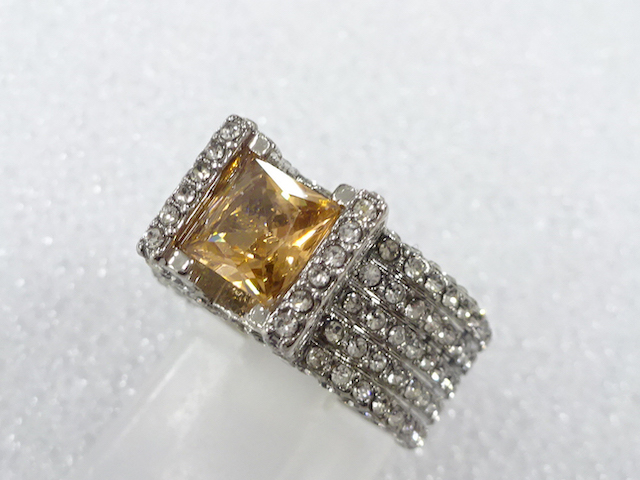 Japanese Kimono / Antique Accessories Metal